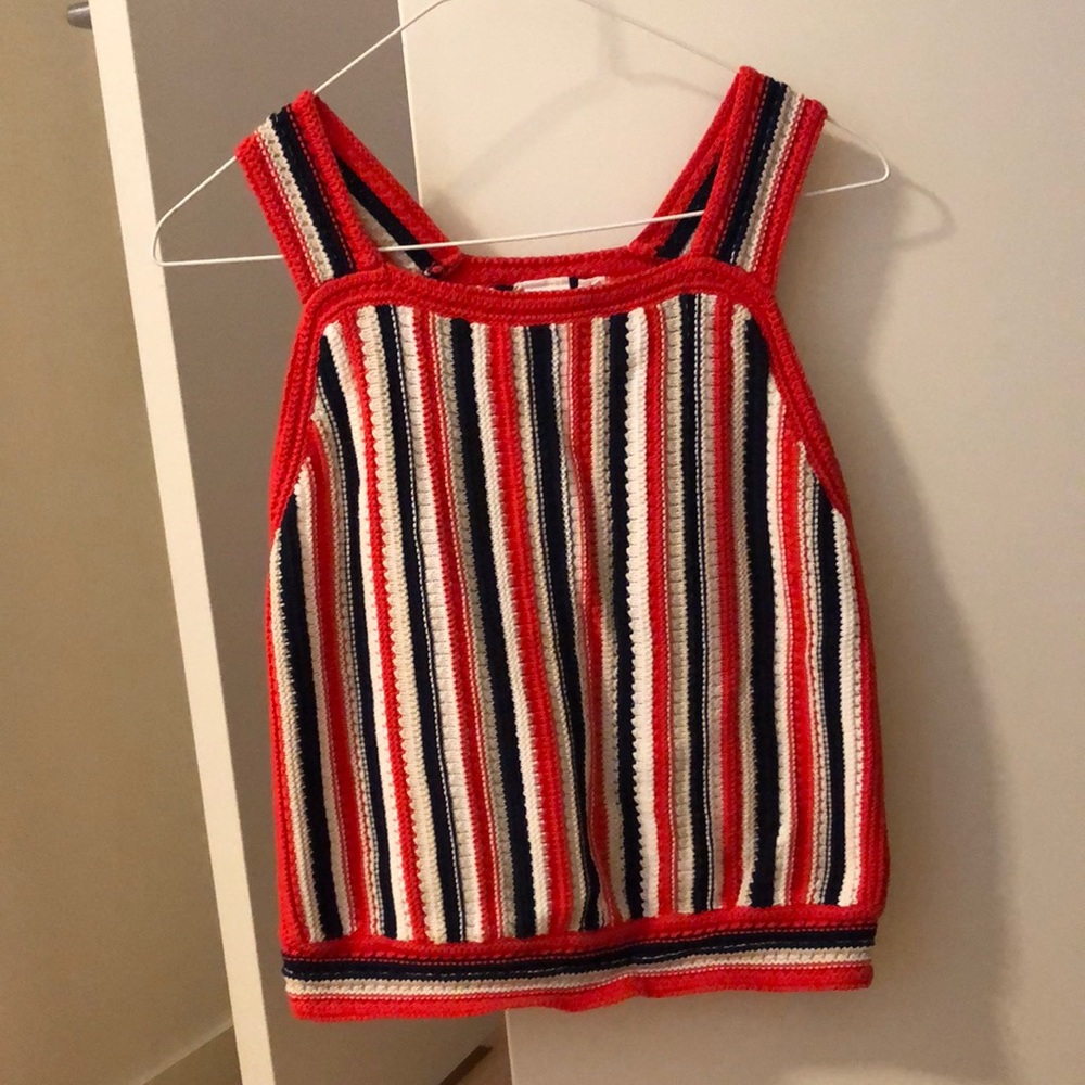 GAP crochet top. Size S/M